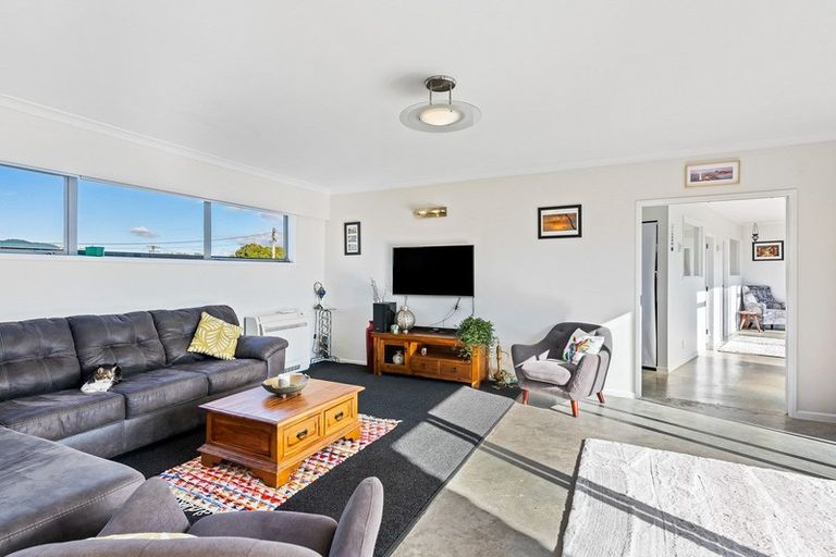 Photo of property in 9 Mahana Road, Paraparaumu Beach, Paraparaumu, 5032