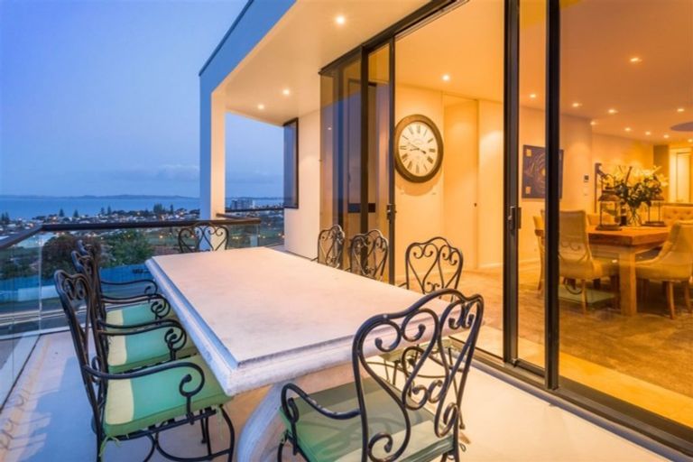 Photo of property in 114 West Hoe Heights, Orewa, 0931