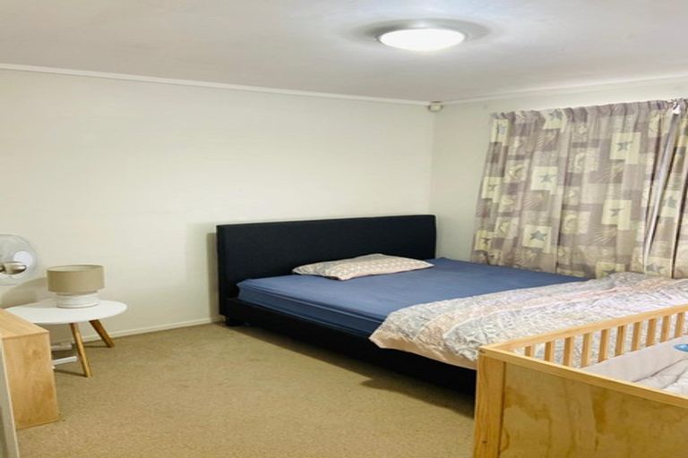 Photo of property in 4/117 Bolton Street, Blockhouse Bay, Auckland, 0600