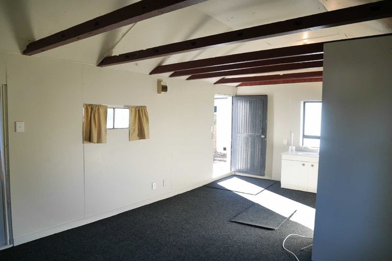 Photo of property in 63 Aorangi Road, Bryndwr, Christchurch, 8053