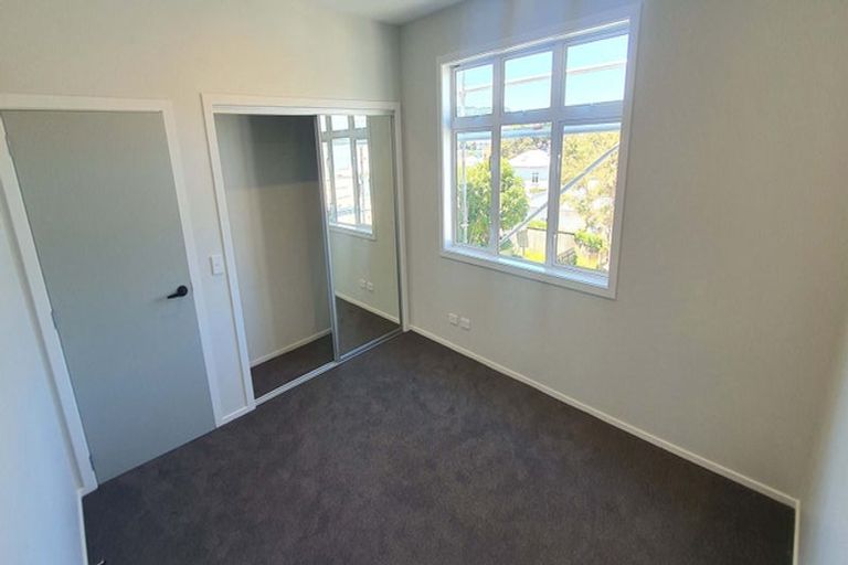Photo of property in 305 Adelaide Road, Newtown, Wellington, 6021