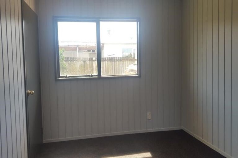 Photo of property in 2/36 Walmsley Road, Mangere, Auckland, 2022