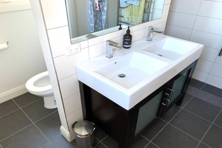 Photo of property in 68 Naylor Street, Hamilton East, Hamilton, 3216