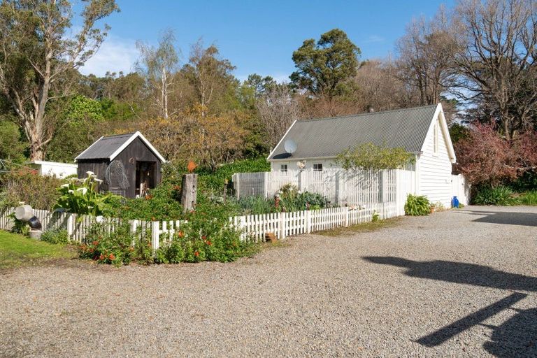 Photo of property in 559 Cape Palliser Road, Whangaimoana, Featherston, 5772