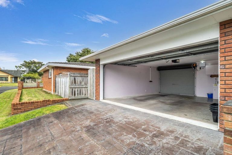 Photo of property in 1 Loader Place, Tawhero, Whanganui, 4501