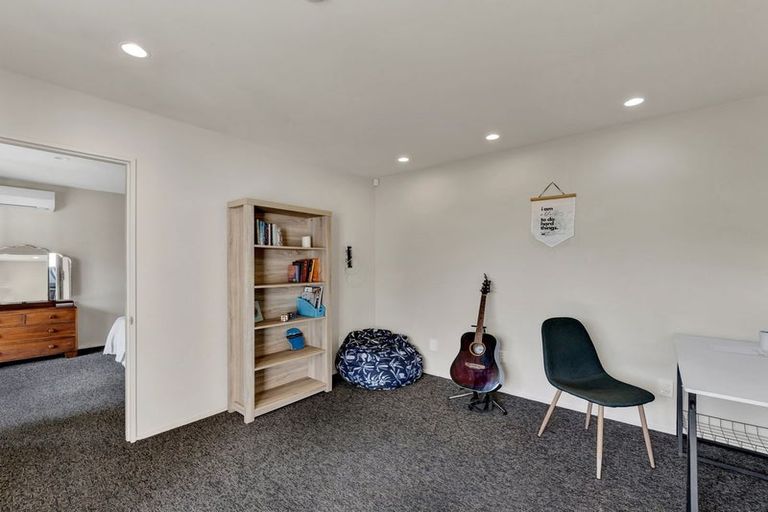 Photo of property in 8b Wyatt Place, Russley, Christchurch, 8042