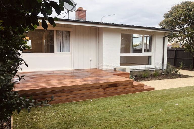 Photo of property in 28 Clyde Road, Upper Riccarton, Christchurch, 8041