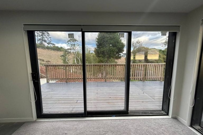 Photo of property in 41b Gracechurch Drive, Flat Bush, Auckland, 2016