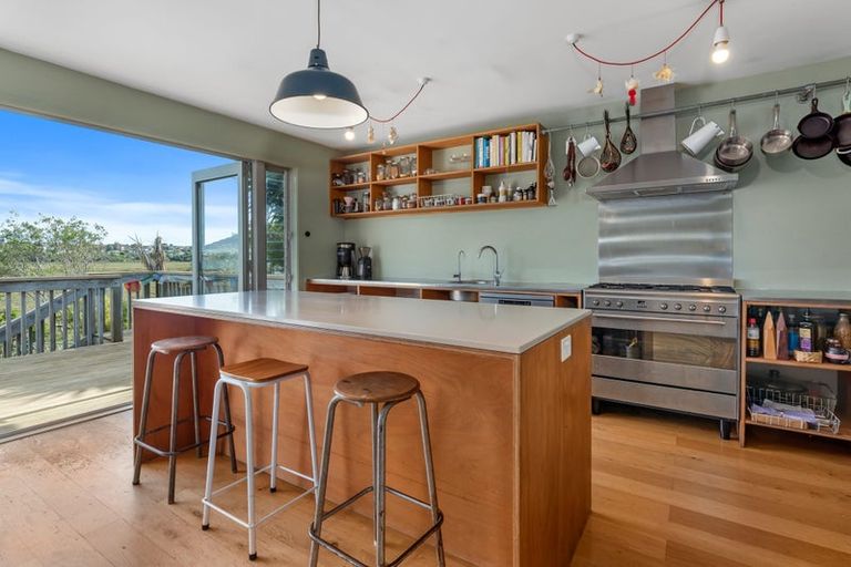 Photo of property in 99 Beresford Street, Bayswater, Auckland, 0622