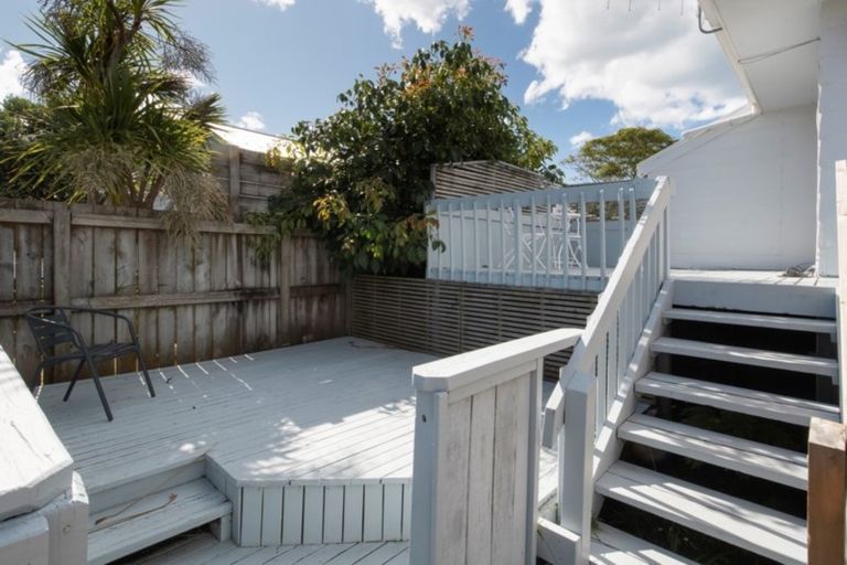 Photo of property in 12b Simpson Road, Papamoa Beach, Papamoa, 3118