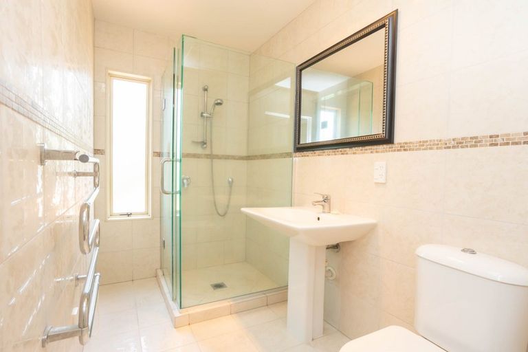 Photo of property in 40 Monte Cassino Place, Birkdale, Auckland, 0626