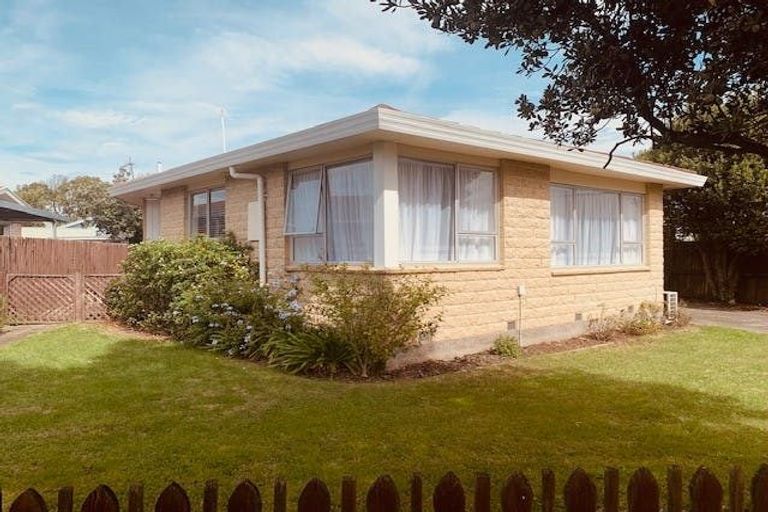 Photo of property in 9 Daytona Place, Parklands, Christchurch, 8083