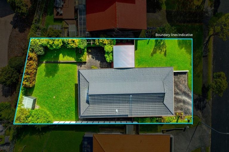 Photo of property in 18 Kennedy Avenue, Forrest Hill, Auckland, 0620