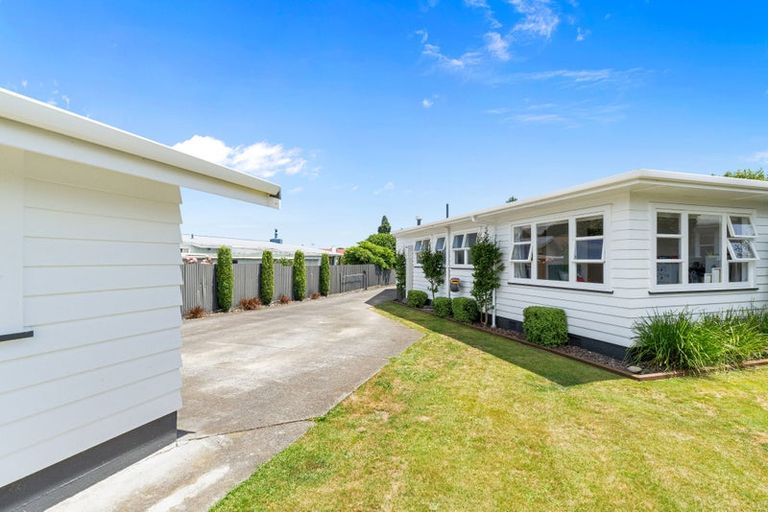 Photo of property in 6 Glen Street, Levin, 5510
