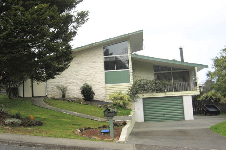Photo of property in 6 Sierra Avenue, Te Kamo, Whangarei, 0112
