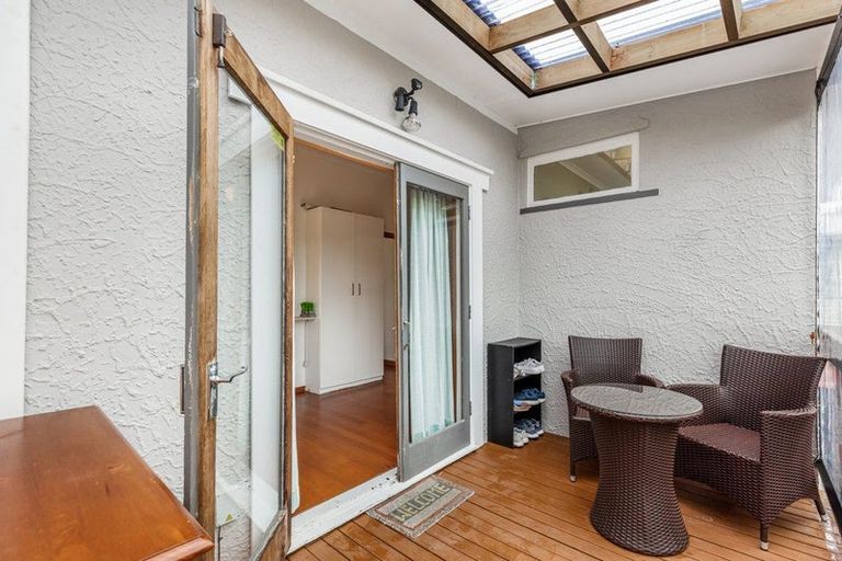Photo of property in 27 Withers Road, Glen Eden, Auckland, 0602