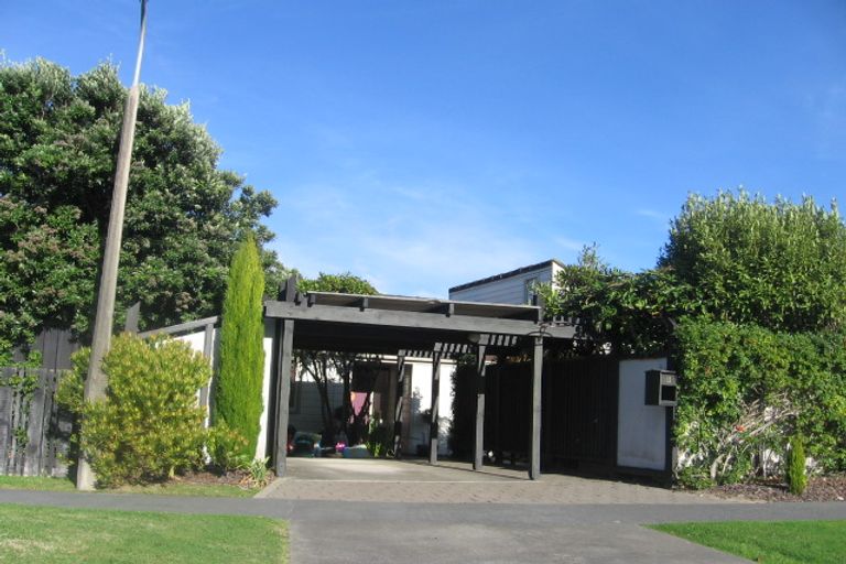 Photo of property in 11 The Quarterdeck, Whitby, Porirua, 5024