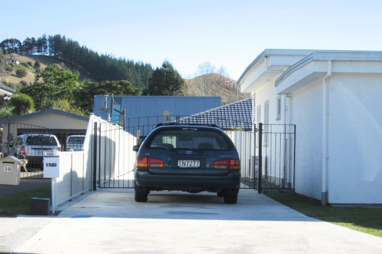 Photo of property in 37a Harpham Street, Taradale, Napier, 4112