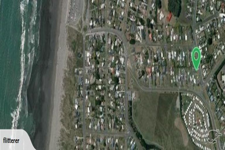 Photo of property in 52 Nash Parade, Foxton Beach, Foxton, 4815