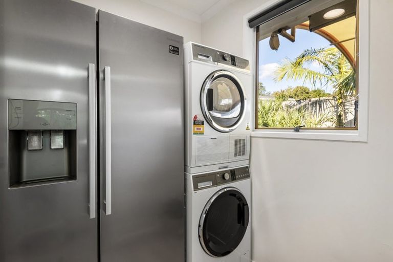 Photo of property in 29 Cantina Avenue, Bayview, Auckland, 0629