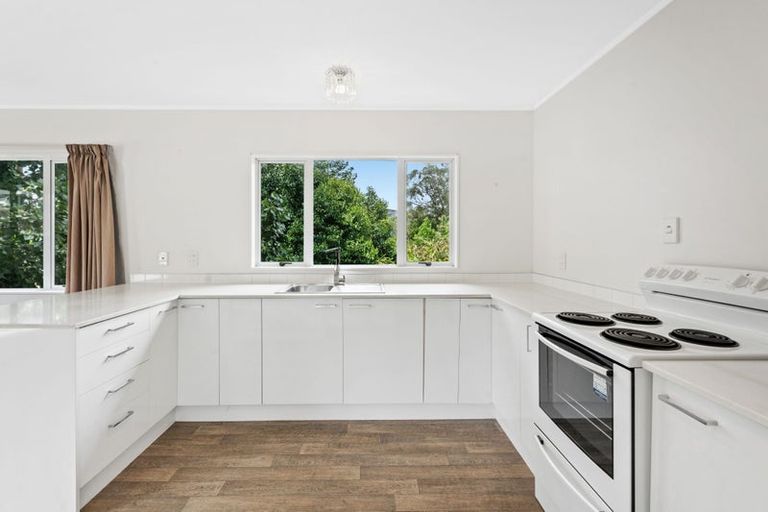 Photo of property in 30 Forest Hill Road, Henderson, Auckland, 0612