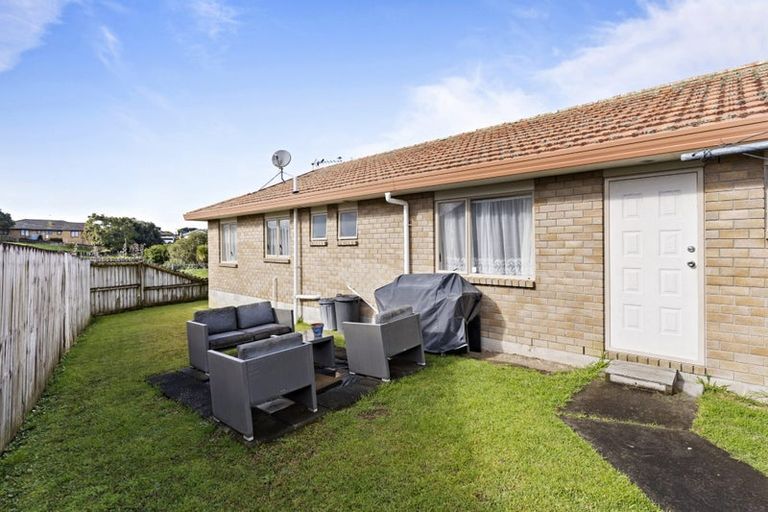 Photo of property in 42 Manston Road, Mangere, Auckland, 2022