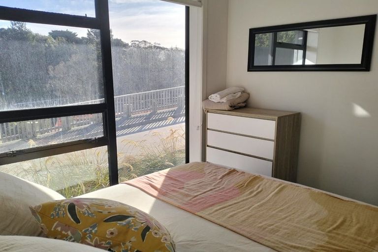 Photo of property in 4 William Earp Place, Tawa, Wellington, 5028