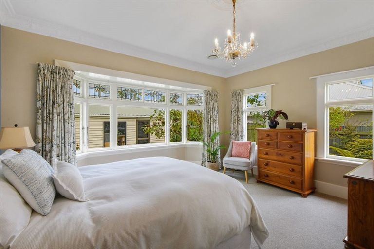 Photo of property in 173 Centaurus Road, Saint Martins, Christchurch, 8022