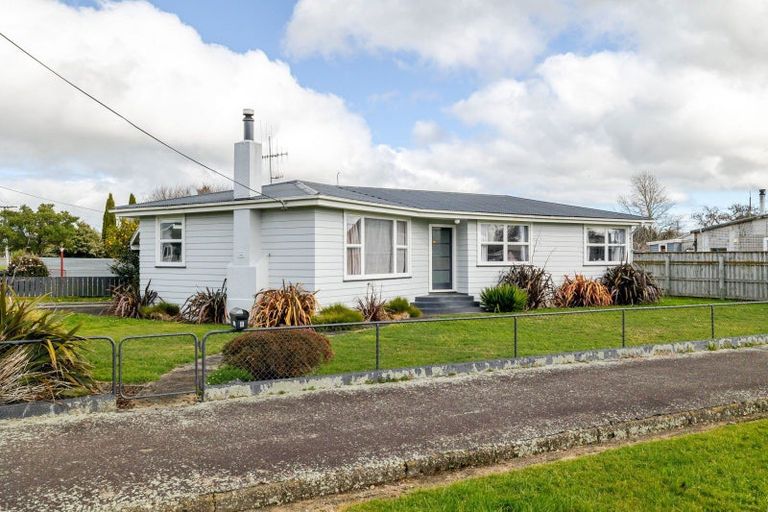 Photo of property in 8 King Street, Pahiatua, 4910
