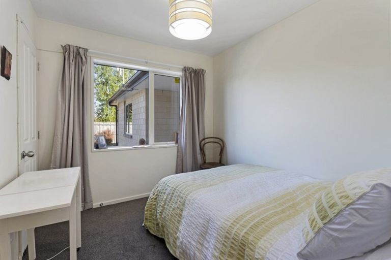 Photo of property in 2 Levin Street, Cheviot, 7310