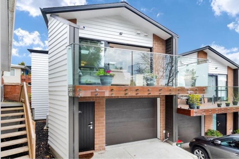 Photo of property in 12/39-42 Keegan Drive, Massey, Auckland, 0614