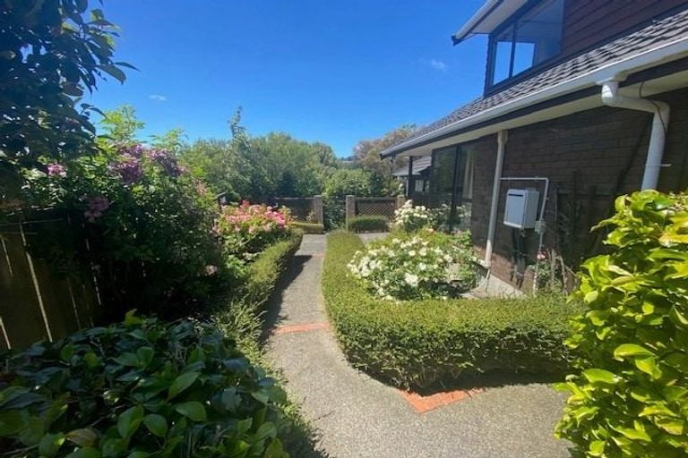 Photo of property in 3 Aintree Grove, Churton Park, Wellington, 6037