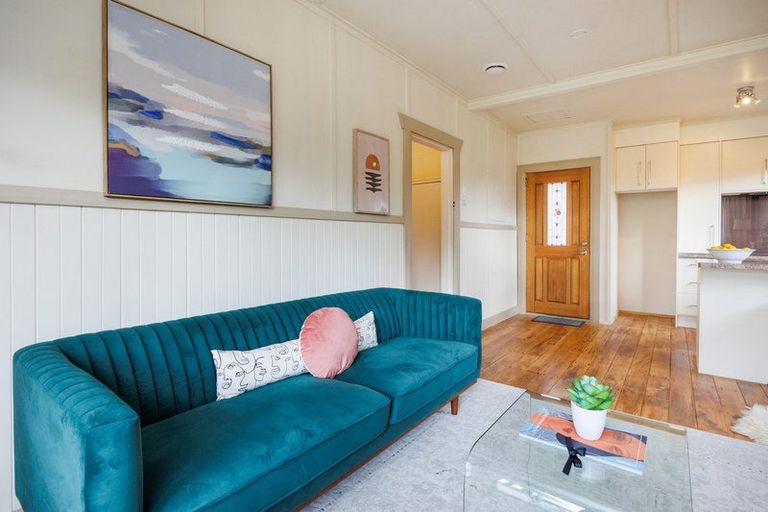 Photo of property in 765 Makerua Road, Tokomaru, Palmerston North, 4474