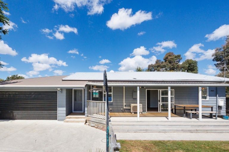 Photo of property in 8a Kaimanawa Street, Kelvin Grove, Palmerston North, 4414