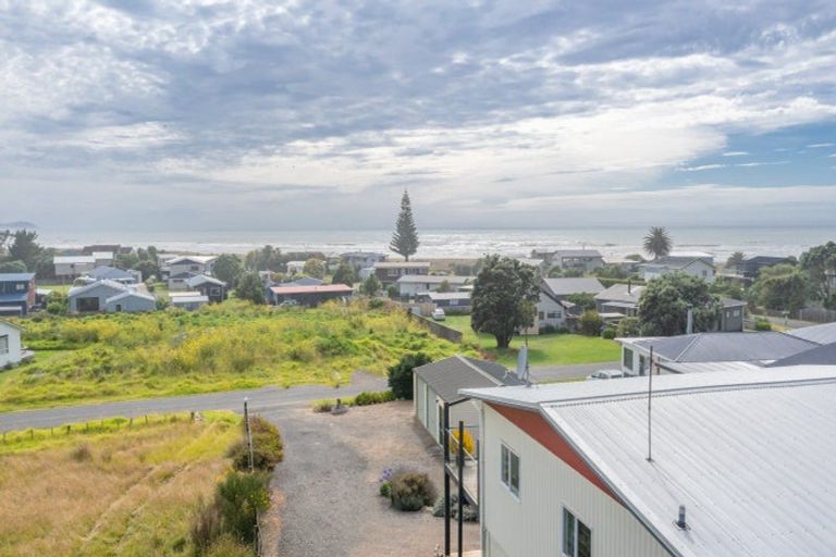 Photo of property in 12 Beach Road, Porangahau, 4293
