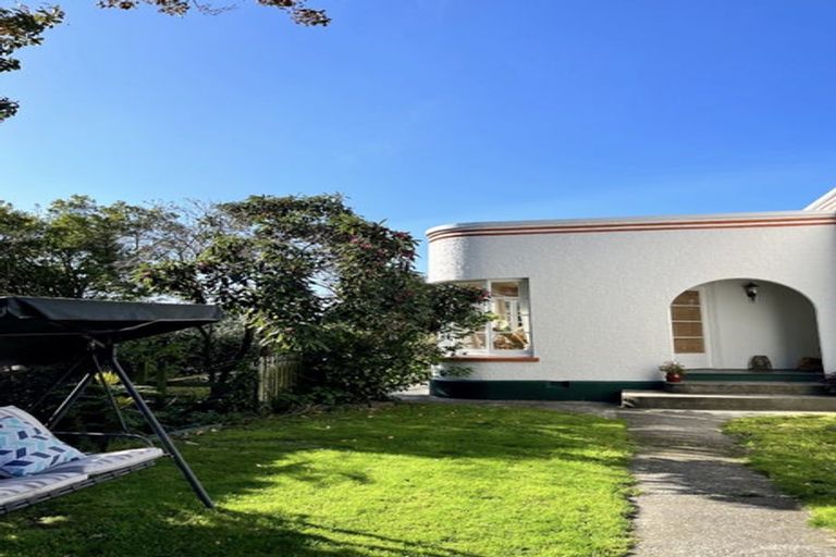 Photo of property in 43 Aynsley Terrace, Hillsborough, Christchurch, 8022