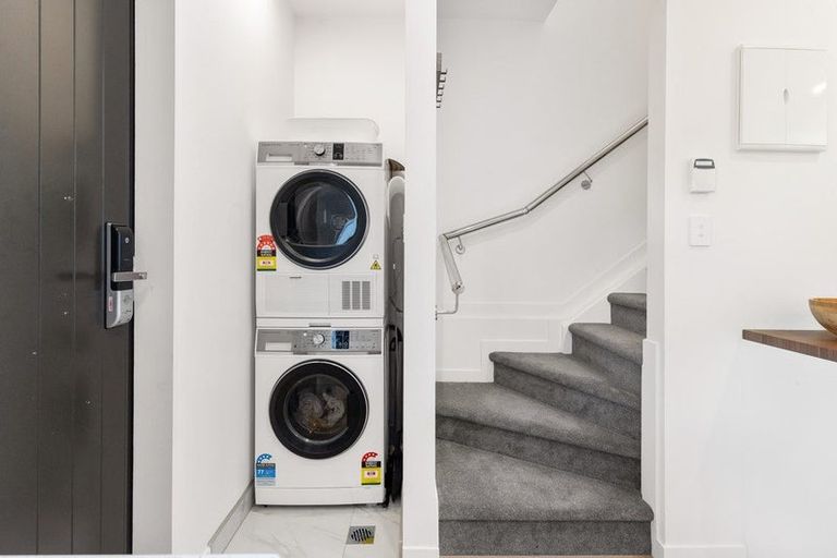 Photo of property in 10/72 Alfriston Road, Manurewa East, Auckland, 2102