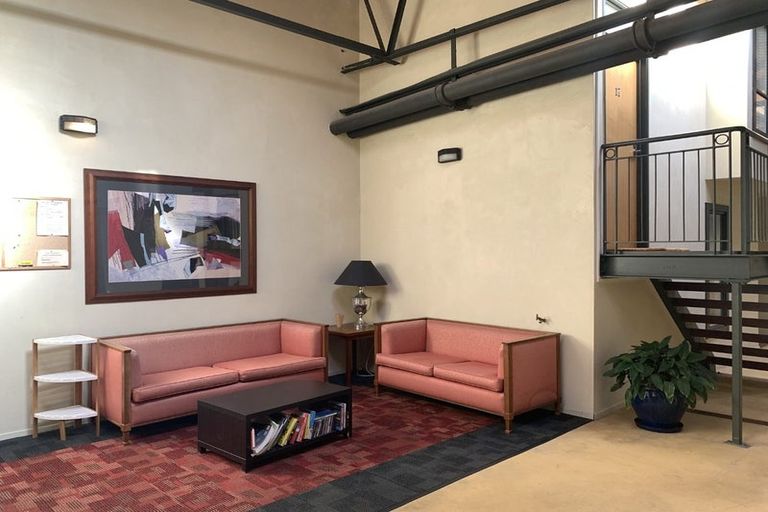 Photo of property in Metro Apartments, 20/220u Thorndon Quay, Pipitea, Wellington, 6011