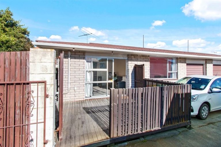 Photo of property in 144 Main North Road, Papanui, Christchurch, 8052