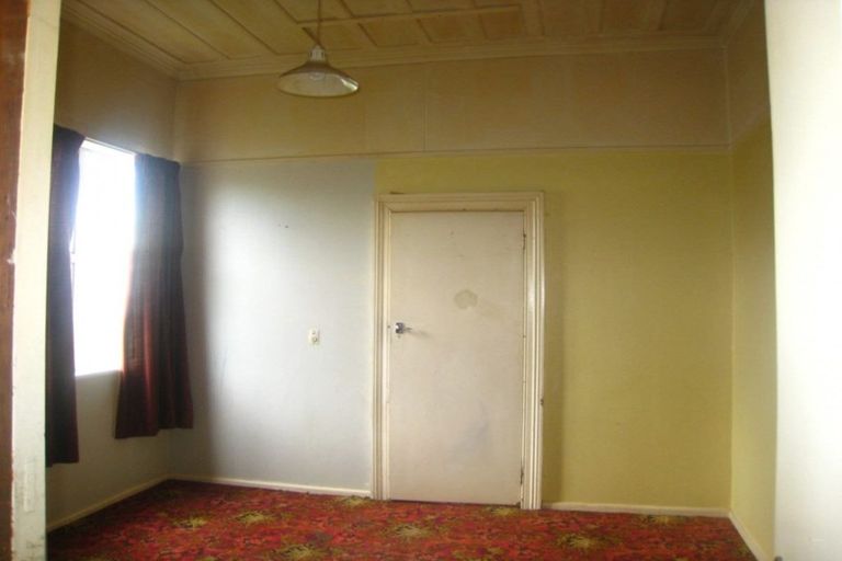 Photo of property in 16 Victoria Street, Parkside, Timaru, 7910