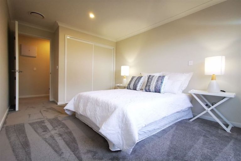 Photo of property in 12 Manakura Street, Avonhead, Christchurch, 8042