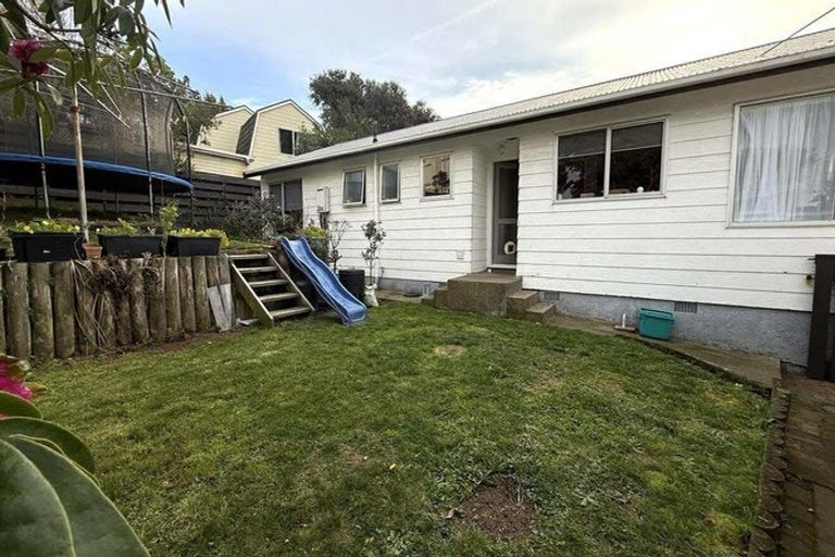 Photo of property in 31 Abilene Crescent, Churton Park, Wellington, 6037