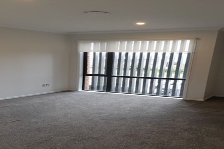 Photo of property in 475 Hobsonville Road, Hobsonville, Auckland, 0616