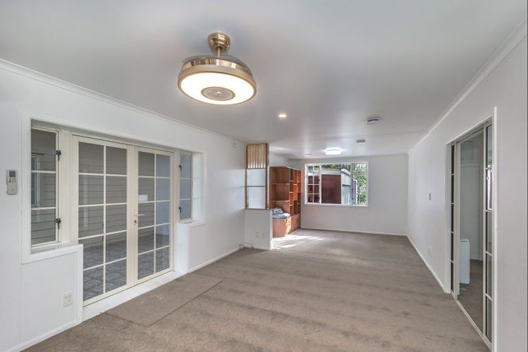 Photo of property in 84 The Avenue, Levin, 5510