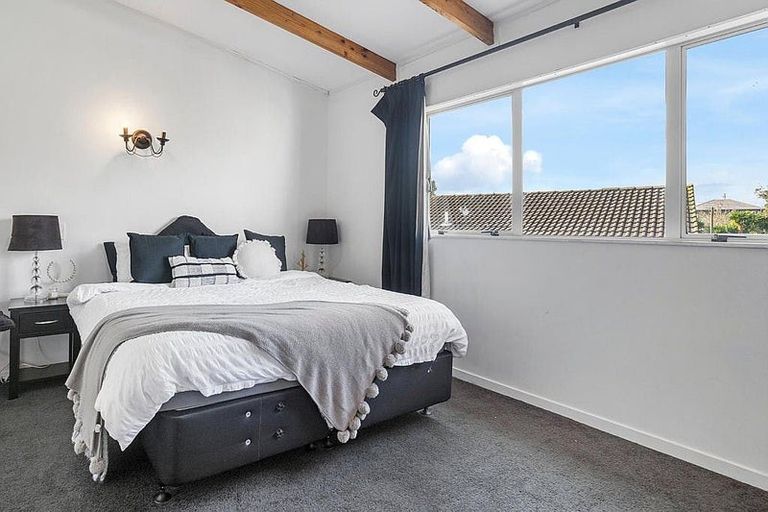 Photo of property in 1/140a Browns Road, Manurewa, Auckland, 2102