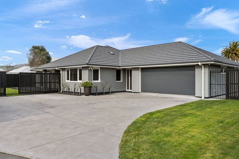 Photo of property in 37 Billington Drive, Halswell, Christchurch, 8025