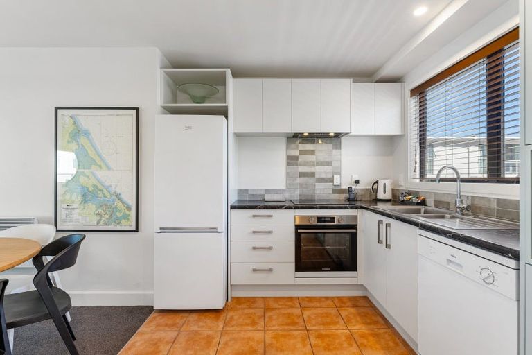 Photo of property in 215/6 Adams Avenue, Mount Maunganui, 3116