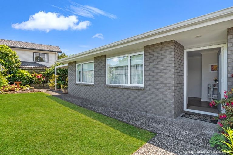 Photo of property in 30a Marvon Downs Avenue, Pakuranga Heights, Auckland, 2010