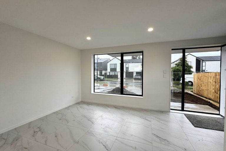 Photo of property in 18 Paapaakiri Loop, Takanini, 2112