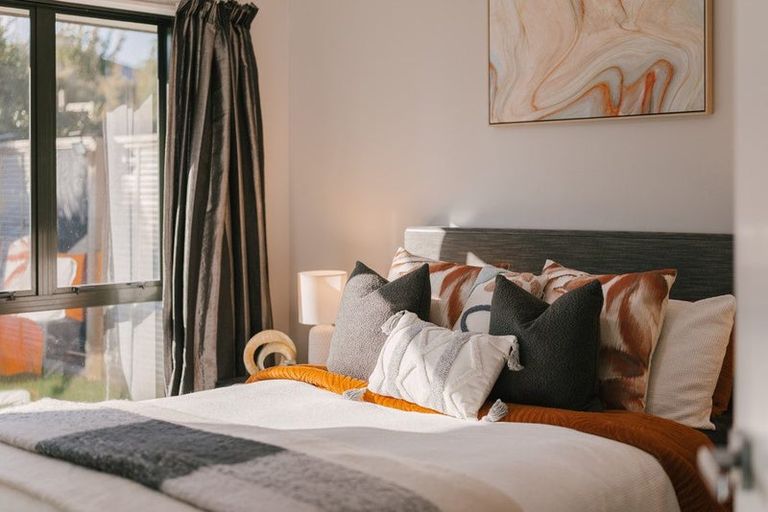 Photo of property in 9 Aspen Way, Kelvin Grove, Palmerston North, 4414